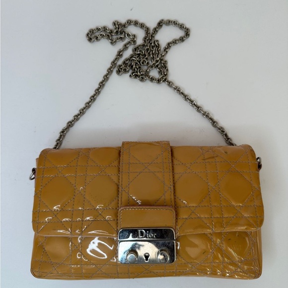 CHRISTIAN DIOR Miss Dior Promenade Wallet on Chain - Picture 2 of 9